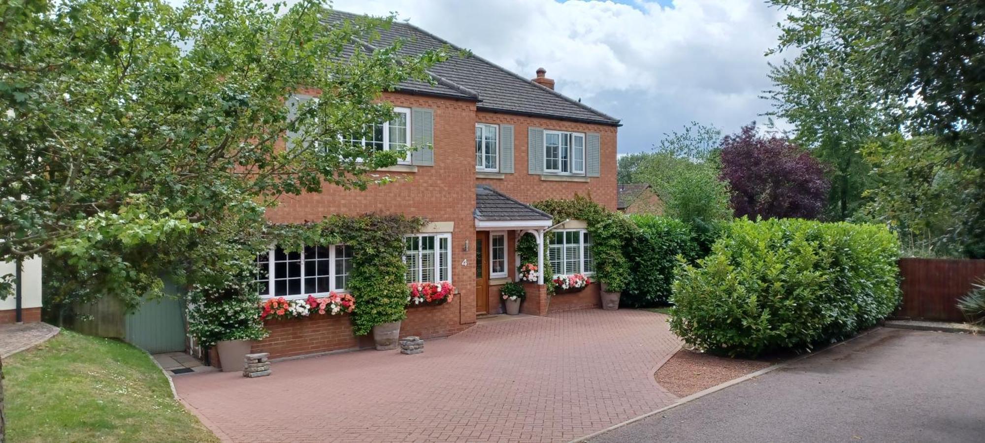 Harlequin B&B 레드베리 외부 사진